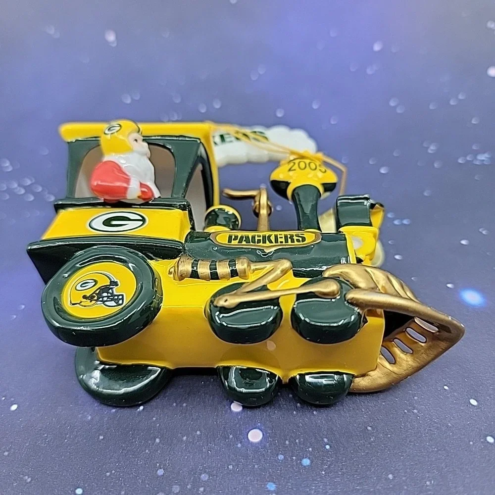 Green Bay Packers 2005 Holiday Express Danbury Mint Ornament NFL Christmas